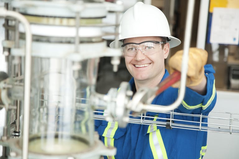 Tying Compensation Strategy to Manufacturing Recruitment and Retention